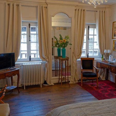 Guest House Saint Yves Ντινάν Εξωτερικό φωτογραφία