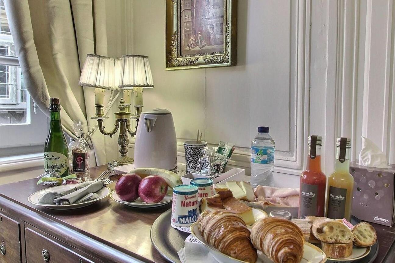 Guest House Saint Yves Ντινάν Εξωτερικό φωτογραφία