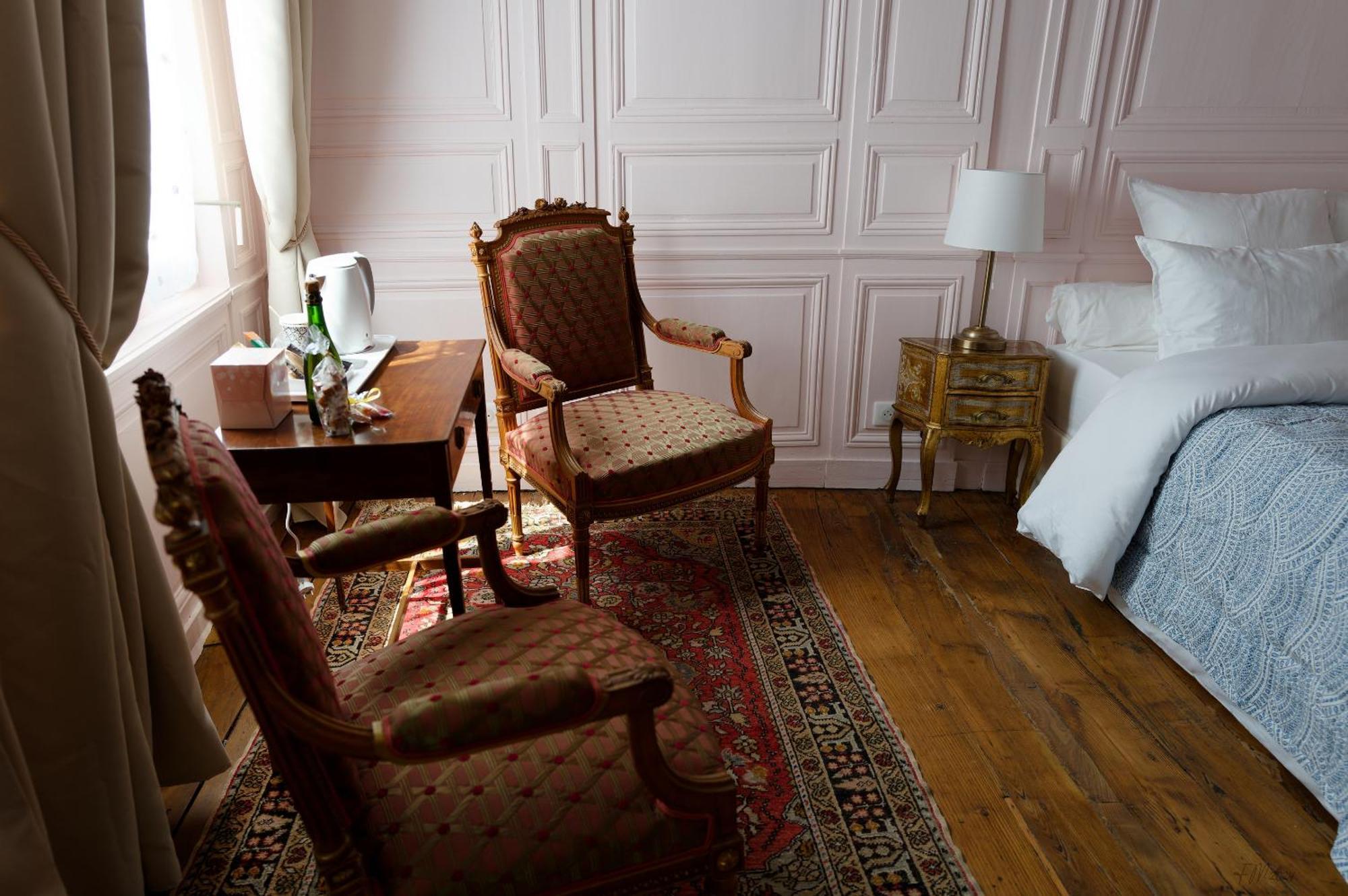 Guest House Saint Yves Ντινάν Δωμάτιο φωτογραφία