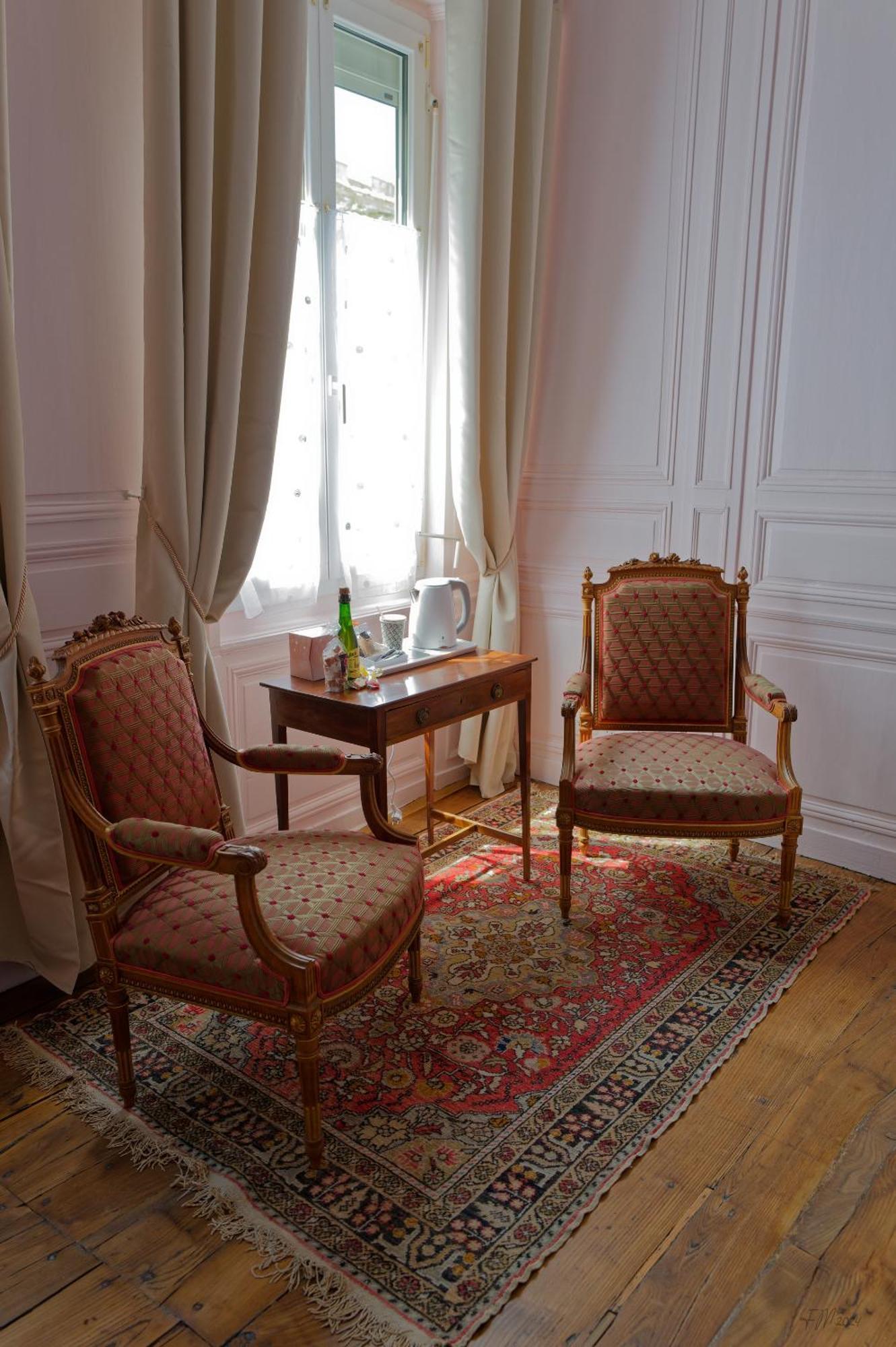 Guest House Saint Yves Ντινάν Δωμάτιο φωτογραφία